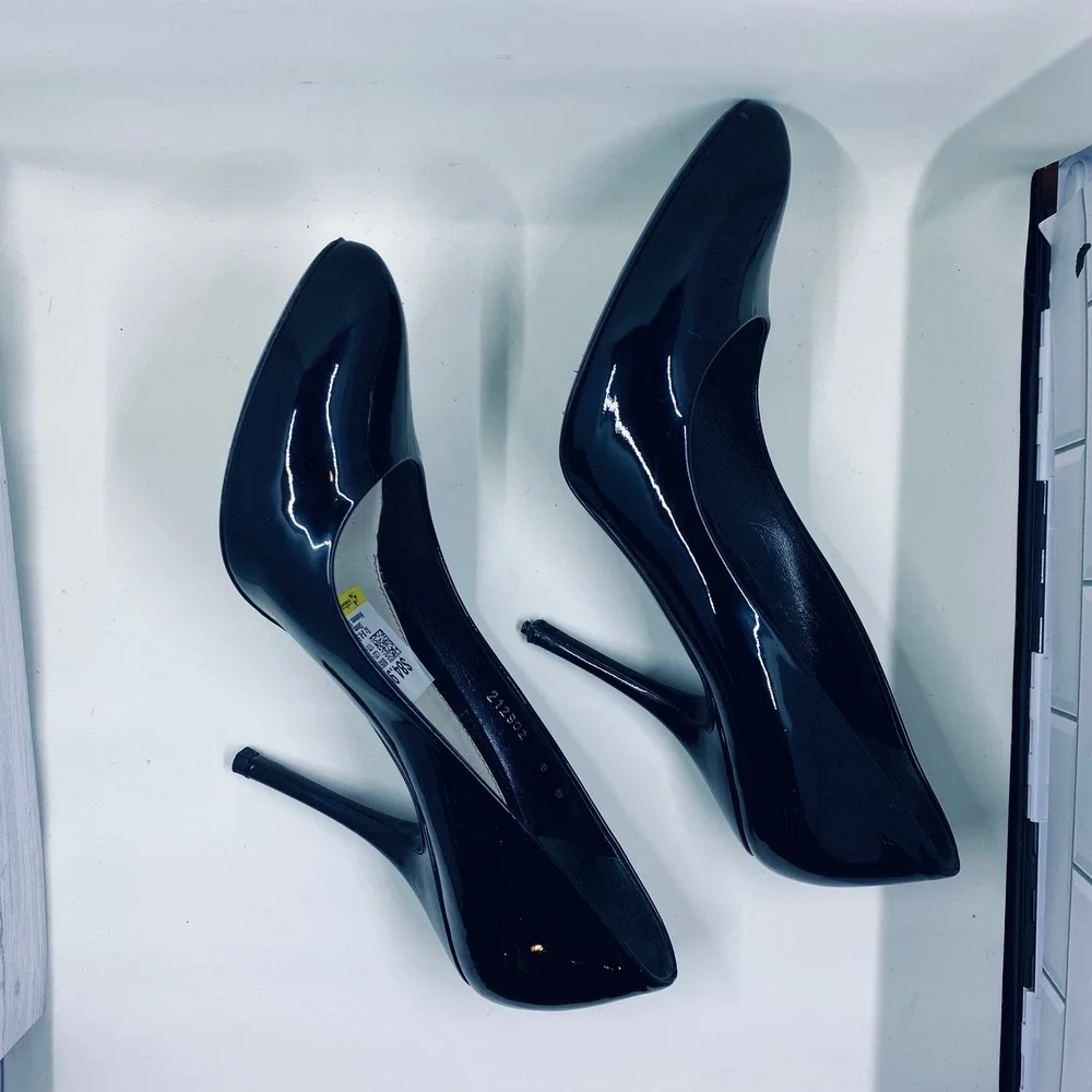 Gucci Black Patent Leather Pointed Toe Stiletto Pumps Heels 212902 Size‎ 8B